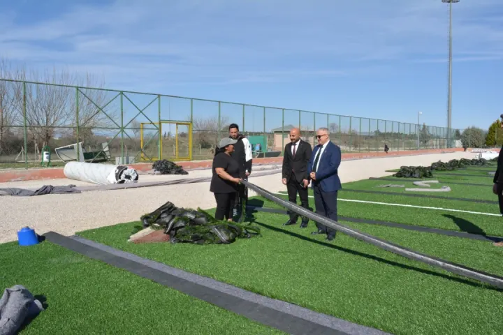 Kaymakam Kurtyemez Spor Sahalarında İncelemelerde Bulundu