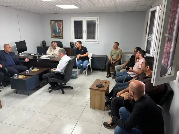 MHP Adana İl Başkanı Hakan Yıldırım Denizli Dolmuş Kooperatifi Esnafıyla Bir Araya Geldi