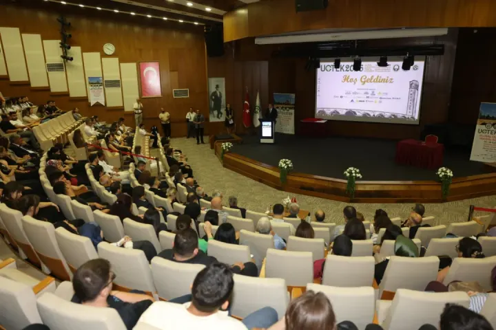 Tekstil Sektörünün Kalbi Adana’da Attı: UÇTEK 2026 Çukurova Üniversitesi’nde Gerçekleştirildi!
