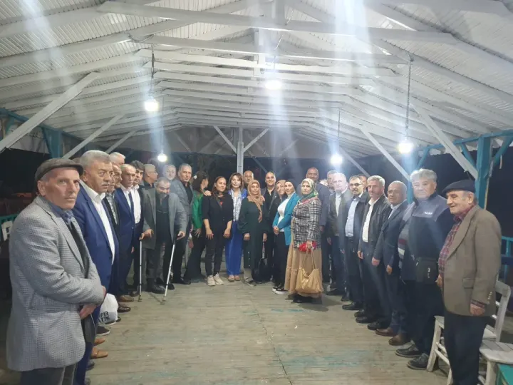 MHP Adana tüm kadrosuyla sahada!
