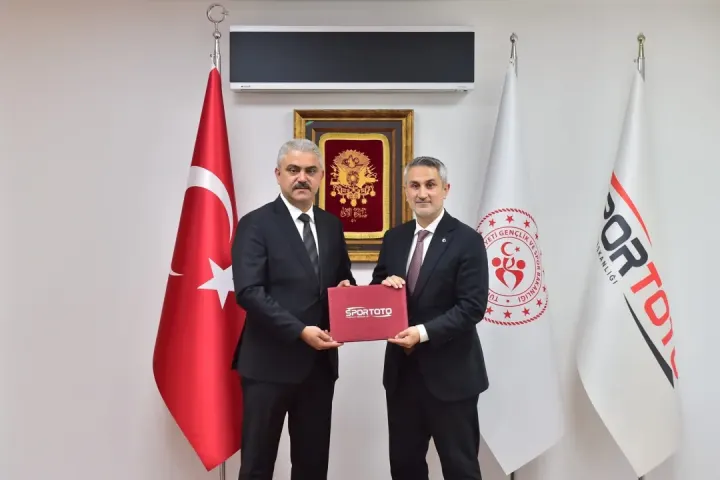 Başkan Ali Avan’dan Pozantı’ya Üçü Bir Yerde Müjde: Dev Spor ve Turizm Yatırımları Geliyor!