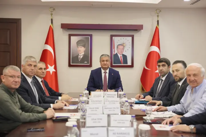 Adana Tarımında Dev Adım! Vali Mustafa Yavuz Başkanlığında Karataş Sera OTB Masaya Yatırıldı