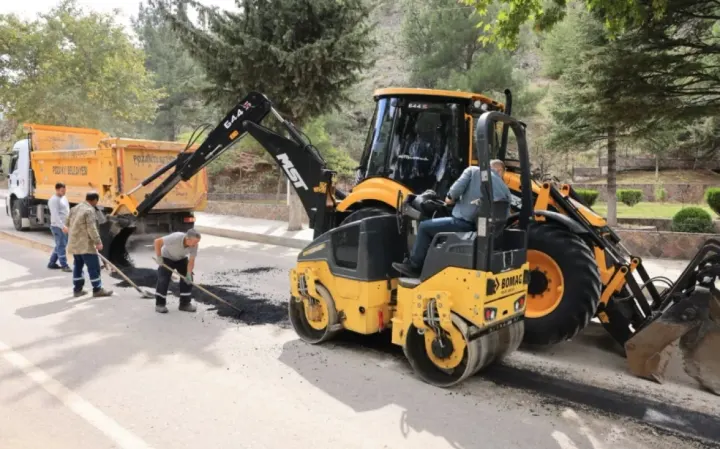 Pozantı Belediyesi’nden Doğalgaz Kazılarına Anında Müdahale: Yollar Anında Yenileniyor