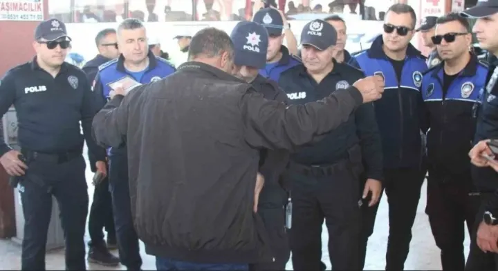 Adana Otogarı’nda "Sıfır Tolerans" Dönemi: Emniyet Düğmeye Bastı!