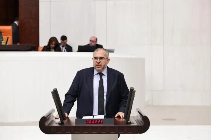 Çalışkan, “Hatay’ın Ürünü de Çiftçisi de Baskı Altında”
