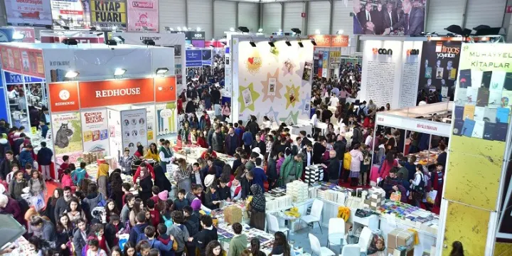 Çukurova Kitap Fuarı 2025: Kitap Severler İçin Bir Şölen