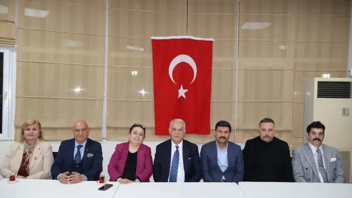 MHP Adana İl Başkanlığı'ndan Anlamlı İftar: Şehit Aileleri Başımızın Tacıdır