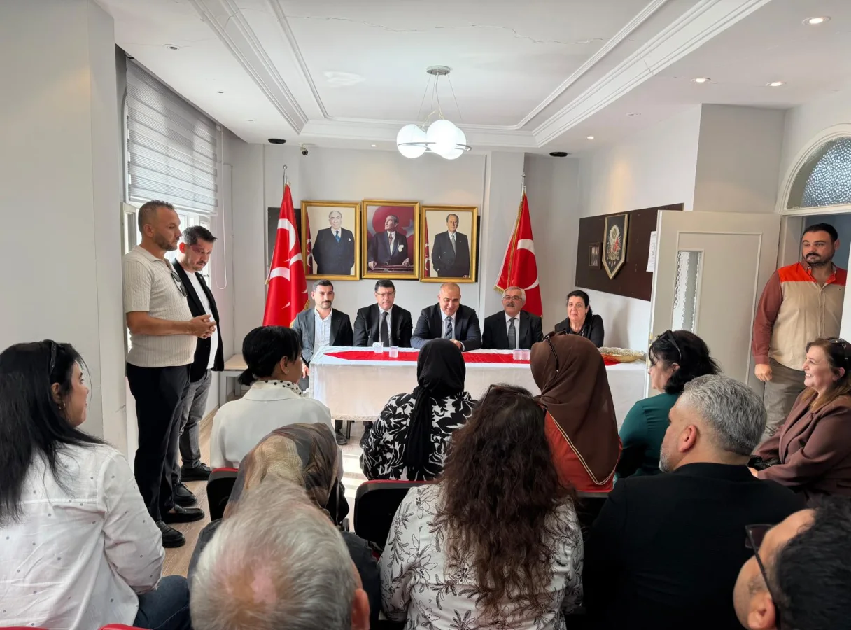 MHP Adana İl Başkanlığı'ndan Kozan'a Gövde Gösterisi: İl Başkanı Hakan Yıldırım Sahaya İndi