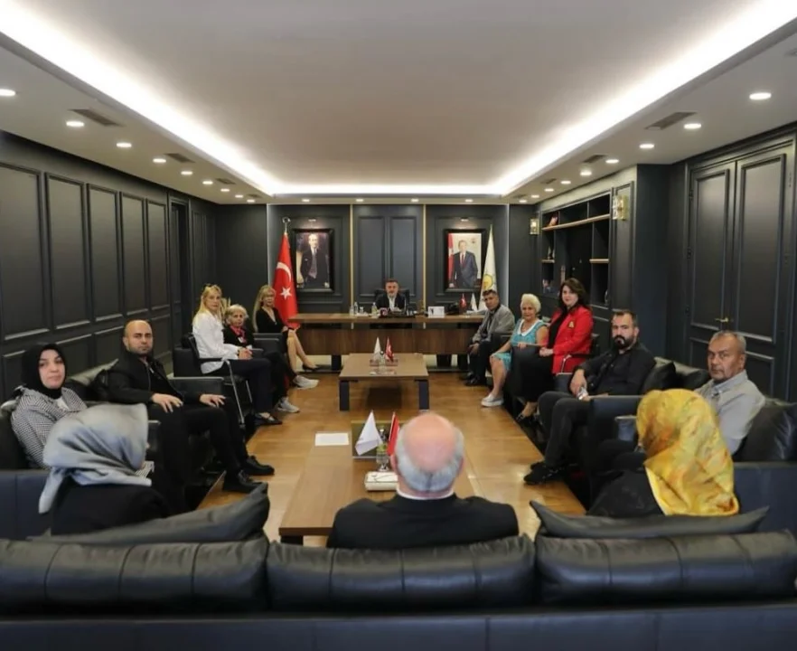 HayKonfed'den Adana AK Parti İl Başkanı Tamer Dağlı'ya Ziyaret
