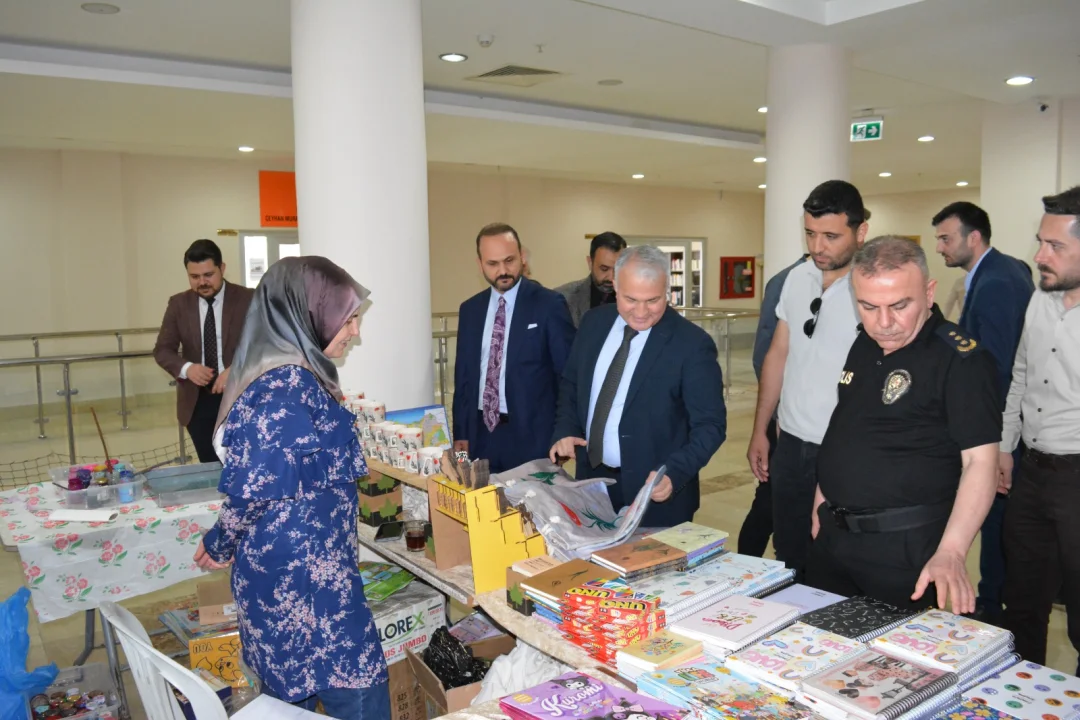 Ceyhan’da Kitap ve Kariyer Günleri Başladı