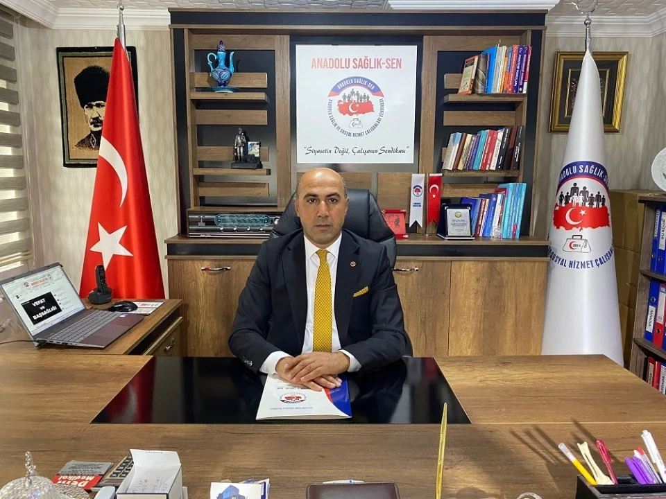 Memur ve Emeklinin İnsanca Yaşaması İçin Ekonomik Destek Paketleri Açıklanmalıdır