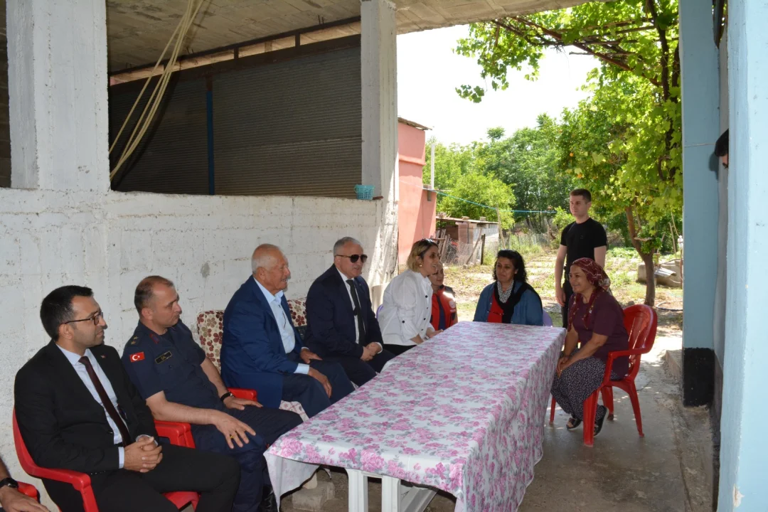 Kaymakam Ramazan Kurtyemez’den Şehit Ailelerine Anlamlı Ziyaret