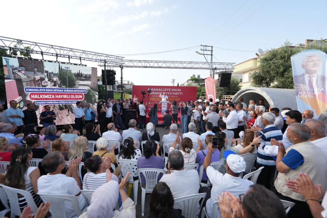 Zeydan Karalar 4 mahalleyi daha devasa altyapı hizmetiyle buluşturdu