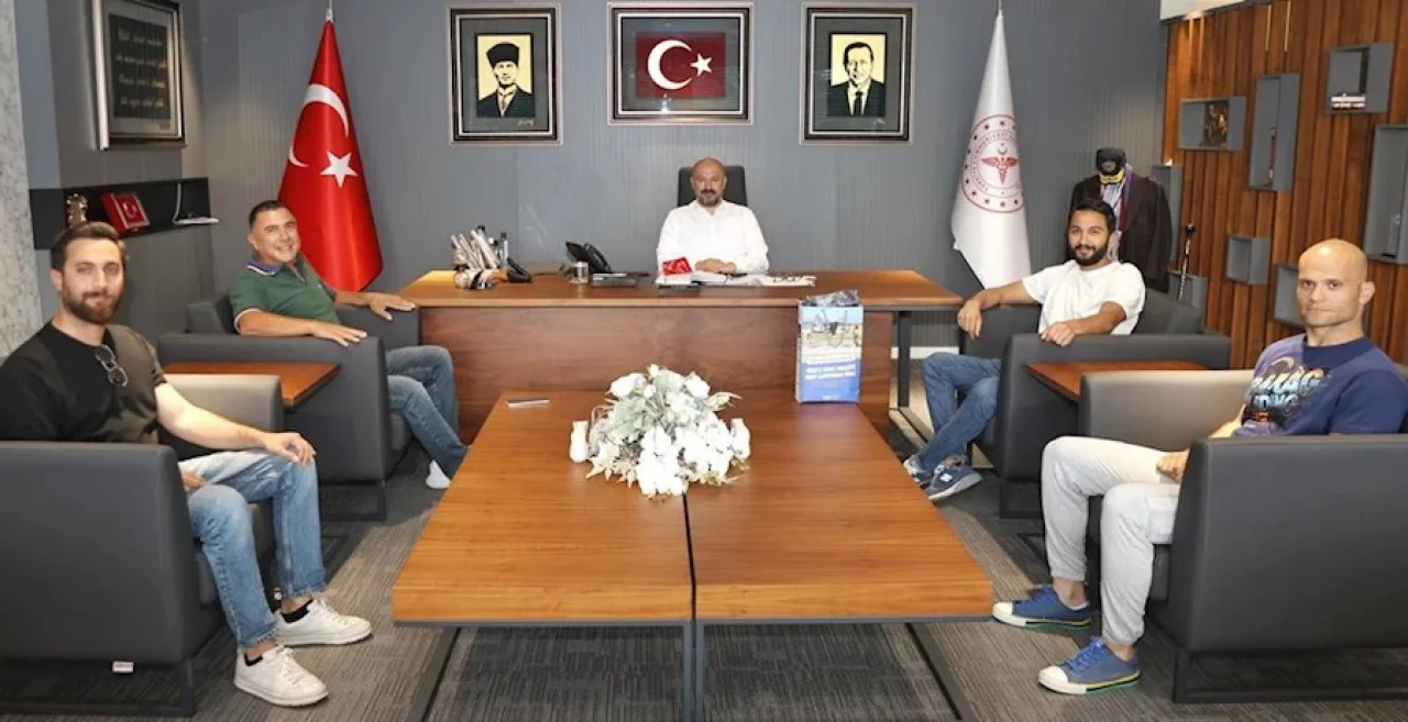 Nacar, Yamaç Paraşütü Türkiye Şampiyonlarını Kutladı