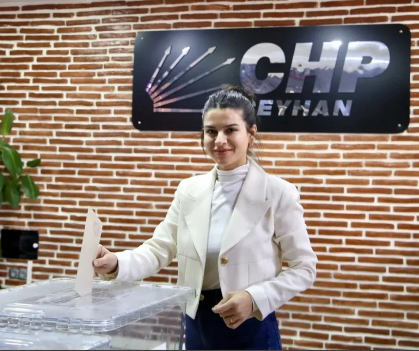 CHP Ceyhan’da Başkan Vekilliği İçin Yine Sevil Aydar Yıldız