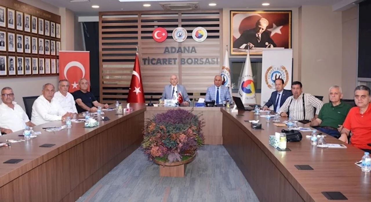“Narenciye İhracatı Artıyor, Üretici Örgütlenmesi Hâlâ Zayıf”