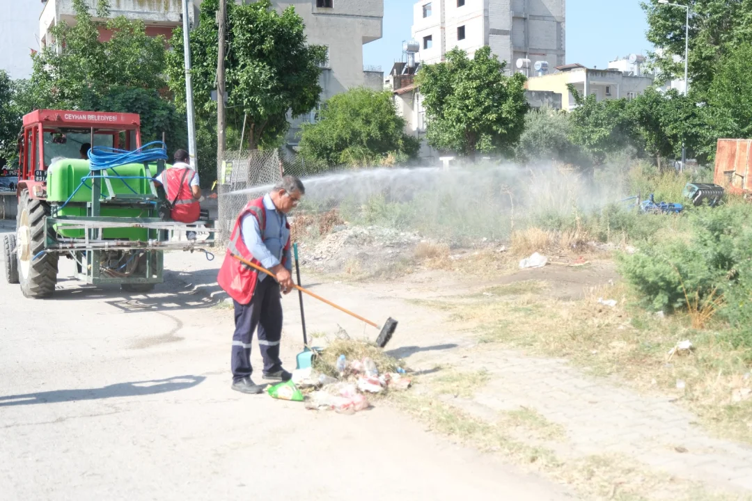 Ceyhan’da Mahalle Mahalle Temizlik ve Bakım Seferberliği