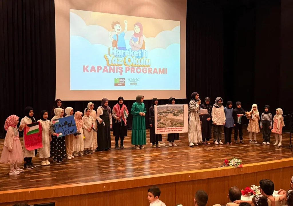 İMH Adana Yaz Okulu, Coşkulu Bir Kapanış Programıyla Tamamlandı