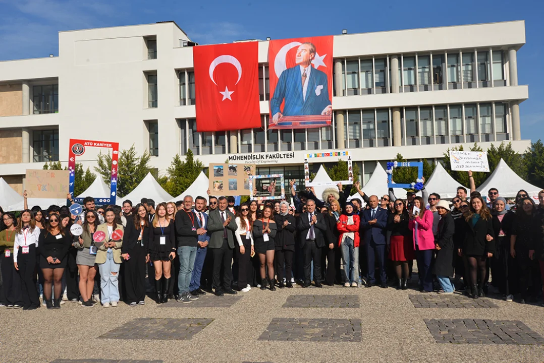 Öğrenci Toplulukları Kampüse Hayat Katıyor