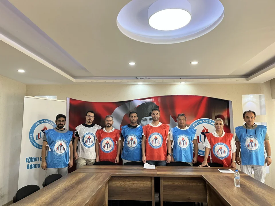 Eğitim Gücü Sen Adana Şubesinden Maaş Zammı Tepkisi: “Teslim Olmayacağız”