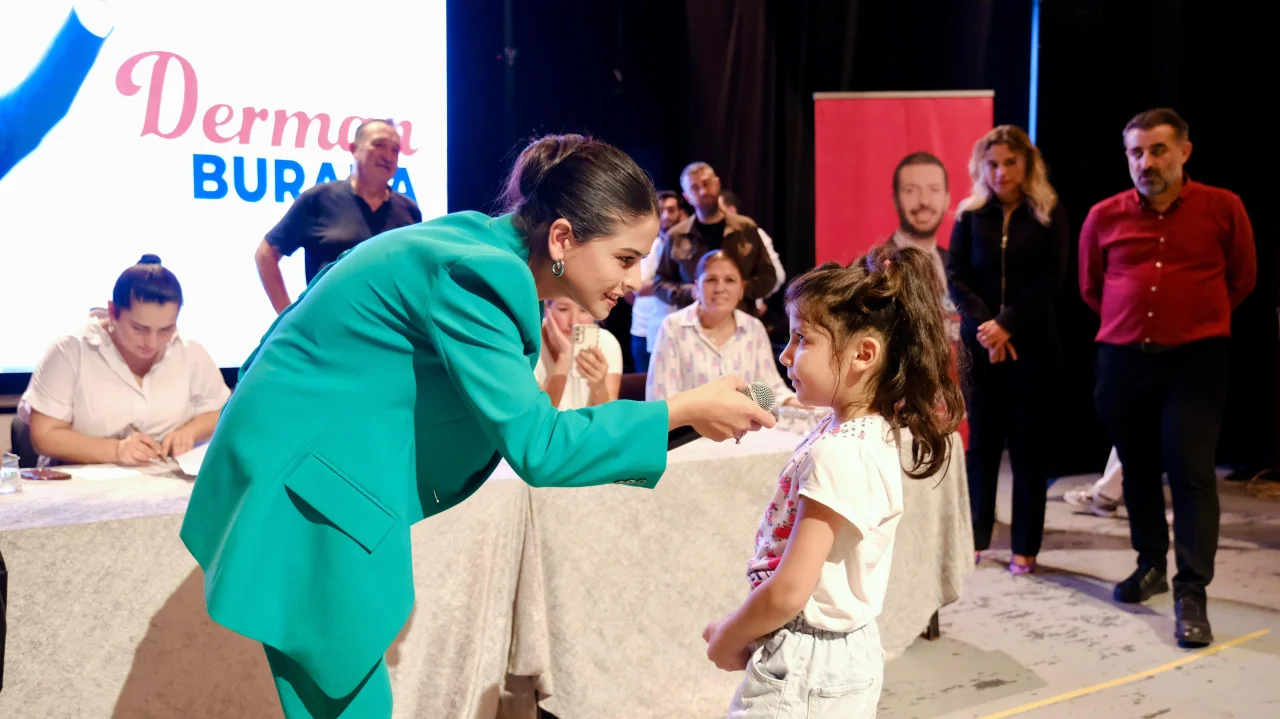 -Ceyhan Belediyesi’nden 1000 Öğrenciye Çanta ve Kırtasiye Desteği