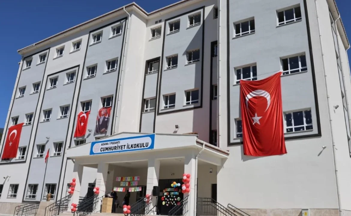 Pozantı’da Yeni Eğitim Yılı Şenlik Havasında Başladı