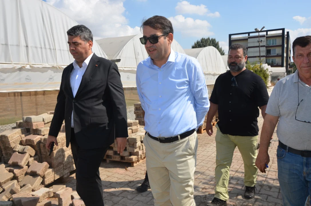 Karataş Kaymakamı Necati Aktan’dan Zirai Üretim İşletmesi’ne Ziyaret