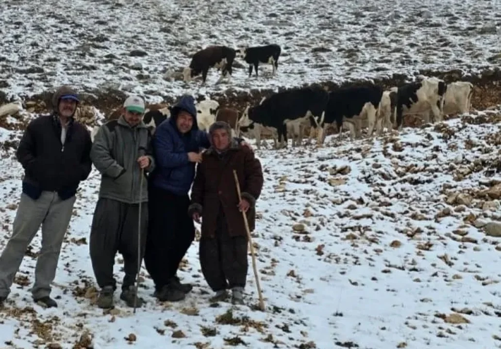 Adana’da Mevsimin İlk Karı! Yaylada Zor Anlar Yaşandı