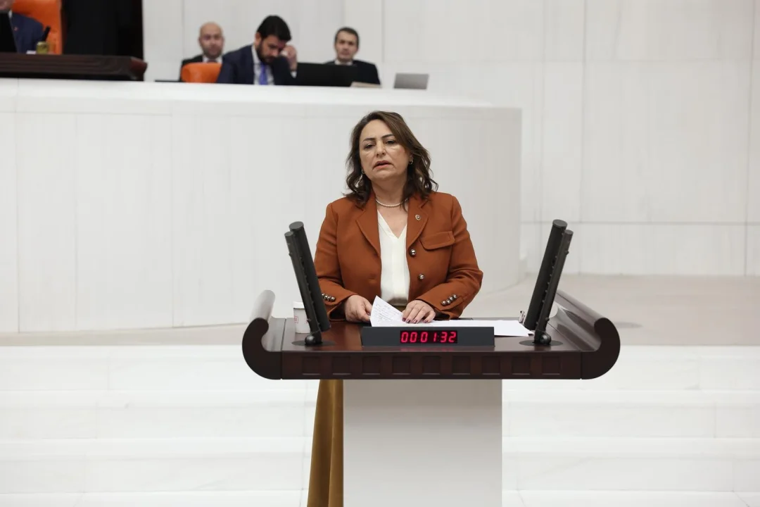 Aileleriyle birlikte 7 bin kişinin itirazı meclise taşındı