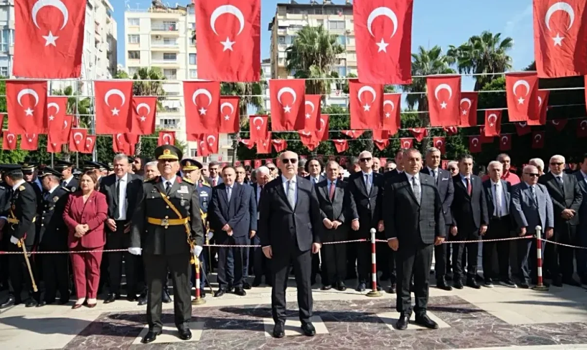 Adana’da Cumhuriyet’in 102. Yılı Coşkuyla Kutlandı