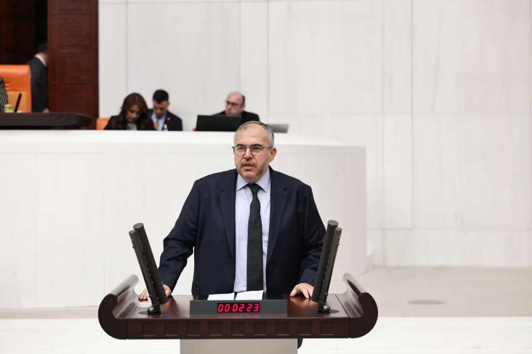 Çalışkan, “Hatay’ın Ürünü de Çiftçisi de Baskı Altında”