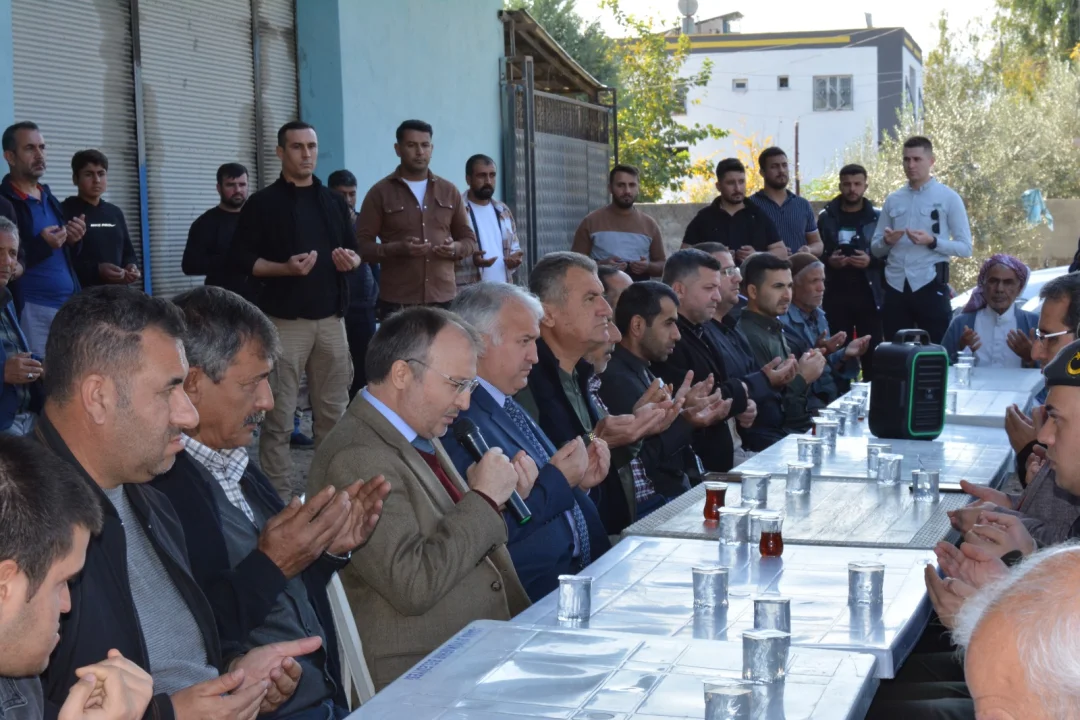 Ceyhan Kaymakamı Ramazan Kurtyemez, Şehit Necdet Çalış’ı Sene-i Devriyesinde Andı