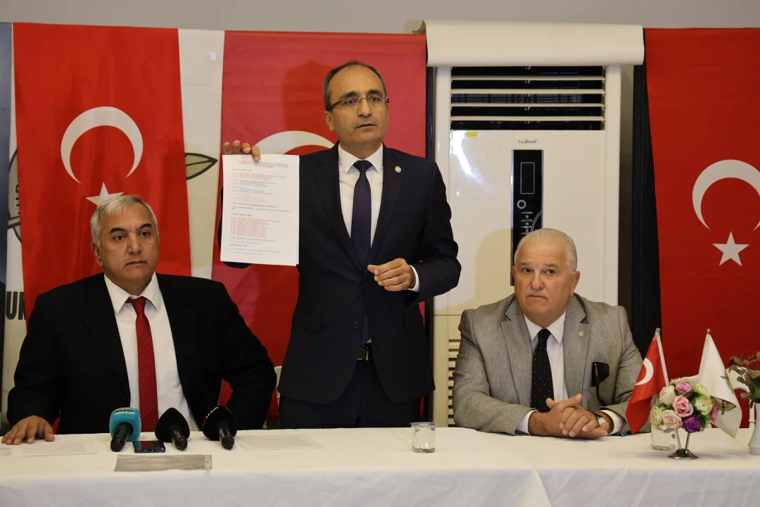 Adana İYİ Parti’de Şok İstifalar: Ceyhan İlçe Başkanı Ahmet Akar ve 5 İlçe Başkanı Görevinden Ayrıldı