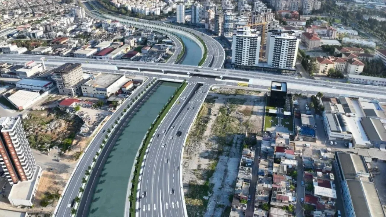 Zeydan Karalar Duyurdu: Yüreğir Ulaşımda Rahatlayacak!