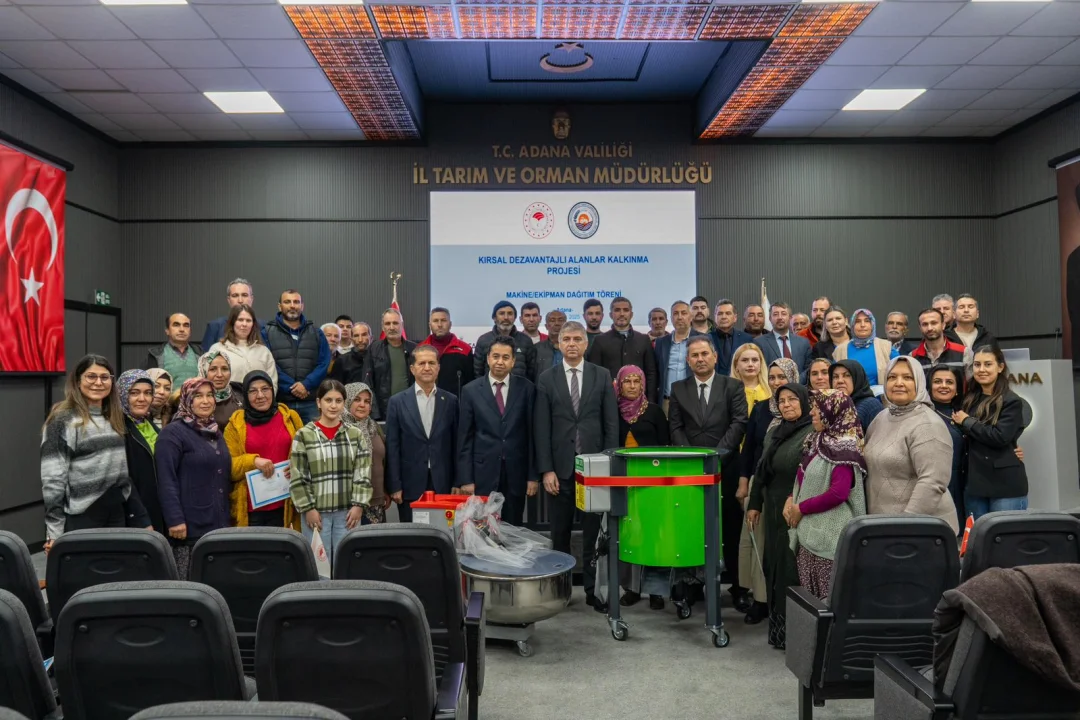 Kırsalı Kalkındıran Projede 32 Üreticiye Makine Desteği Sağlandı