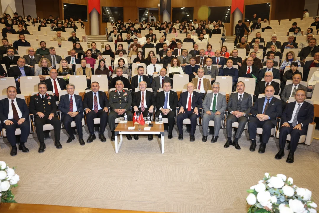Çukurova Üniversitesi Kurtuluşun 104. Yılında “Tarih, Direniş ve Ulusal Mücadele” Paneline Ev Sahipliği Yaptı