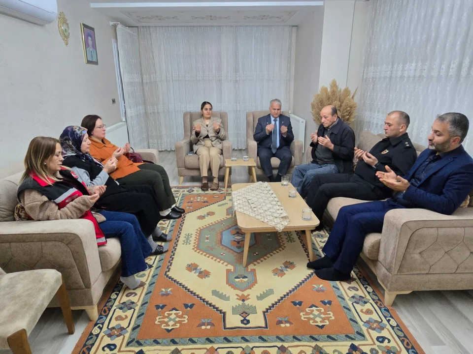 Kaymakam Kurtyemez’den Şehit Ailesine Anlamlı Ziyaret
