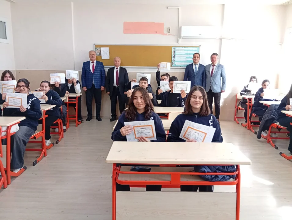 Ceyhan Kaymakamı Ramazan Kurtyemez Yarıyıl Karne Törenine Katıldı