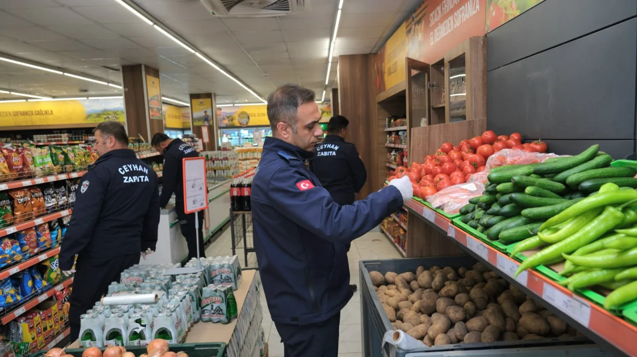 Ceyhan Belediyesi’nden Zincir Marketlere Sıkı Denetim