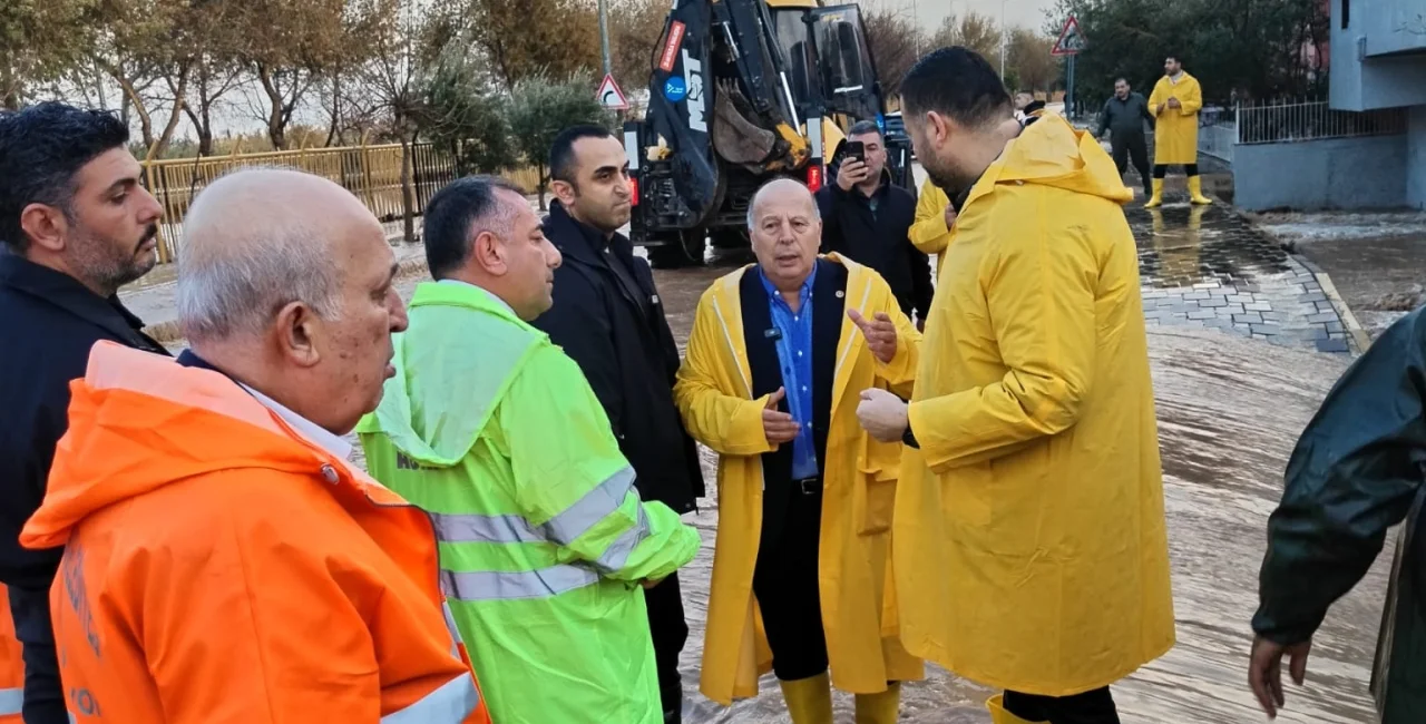 Adana Büyükşehir Belediyesi, Selden Etkilenen Vatandaşların Yanında
