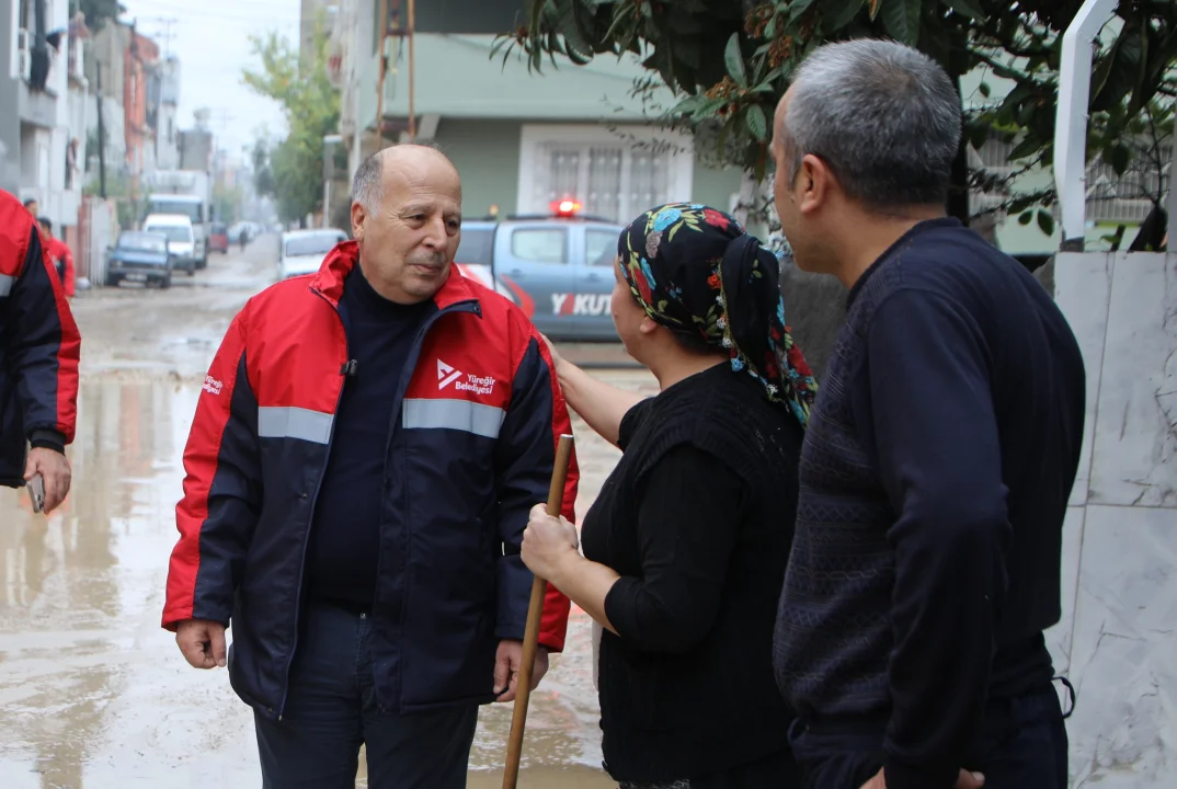 Yoğun Yağışların Ardından Yüreğir’de Hızlı Müdahale