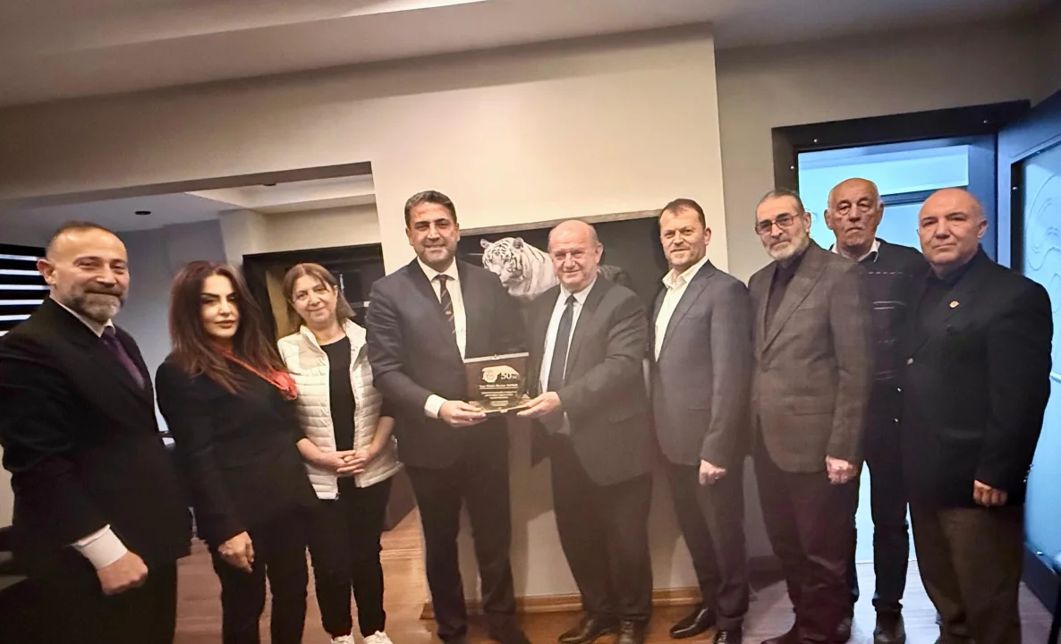 ÇGC’den Hasan Berzan Toprak’a Plaket