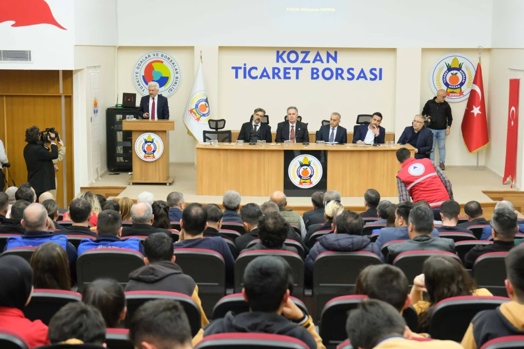 Deprem Gerçeğiyle Yaşamak Paneli Kozan’da Gerçekleştirildi