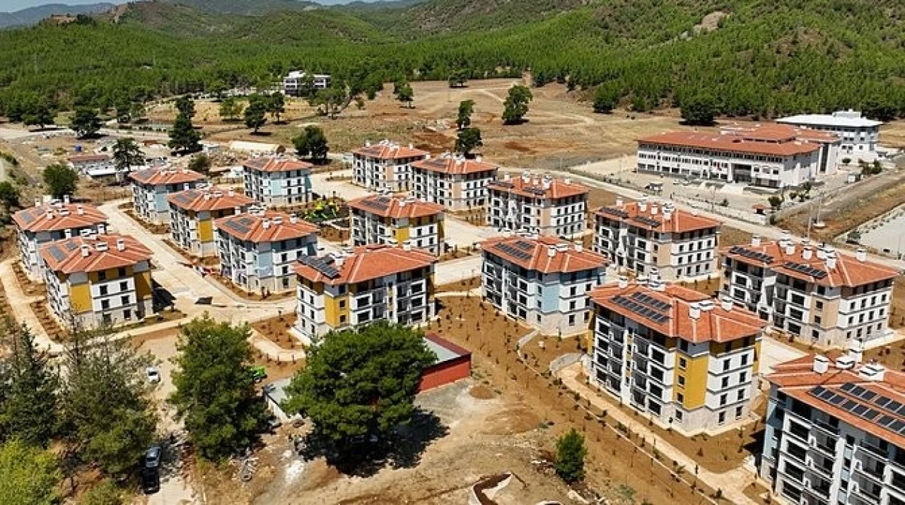 Pozantı’da 200 Konut İçin 2 Bin 443 Geçerli Başvuru: TOKİ’de Kura Heyecanı Cuma Günü