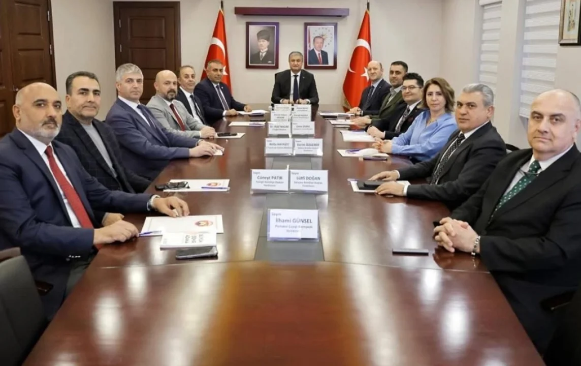 Adana’da Karnaval Heyecanı Başladı: 14. Portakal Çiçeği Karnavalı İçin Geri Sayım!