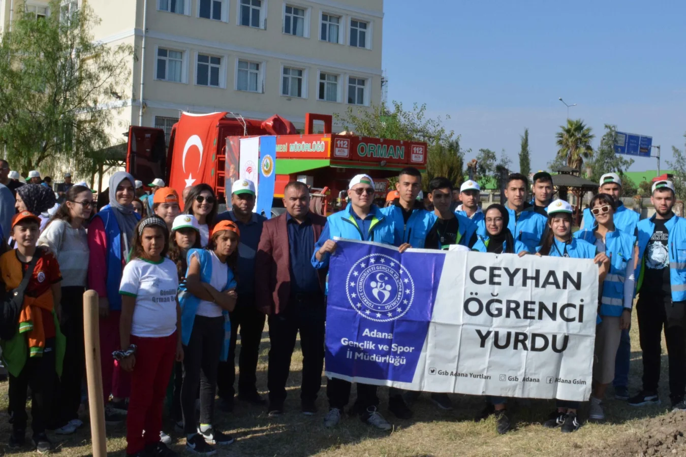 Şaban Üçgül ve Kardeşleri Mesleki ve Teknik Anadolu Lisesi Fidan Dikme Etkinliği