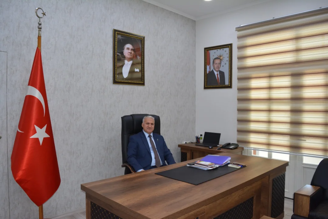 Ceyhan Kaymakamı Kurtyemez'den 18 Mart Mesajı: 