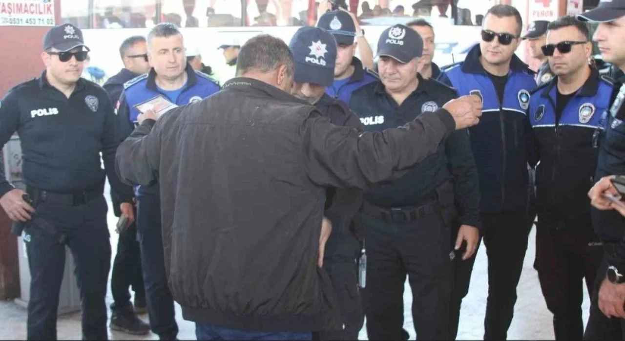 Adana Otogarı’nda