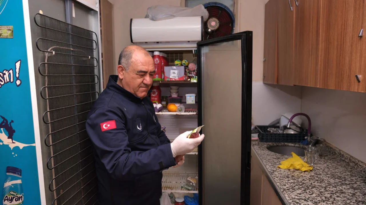 Ceyhan’da Kantinlere Sıkı Markaj: Zabıta Ekipleri Öğrenci Sağlığı İçin Sahada!