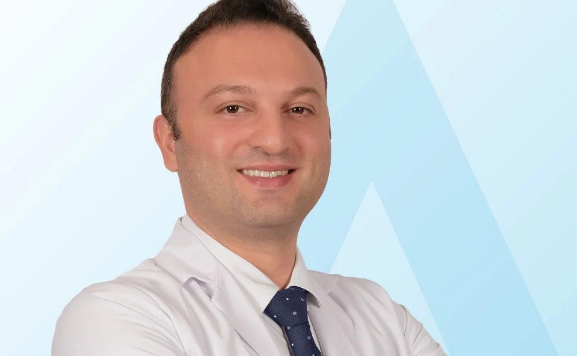 Ebeveynler Dikkat: El, Ayak ve Ağız Hastalığı Okullarda Fırtına Gibi Esiyor!